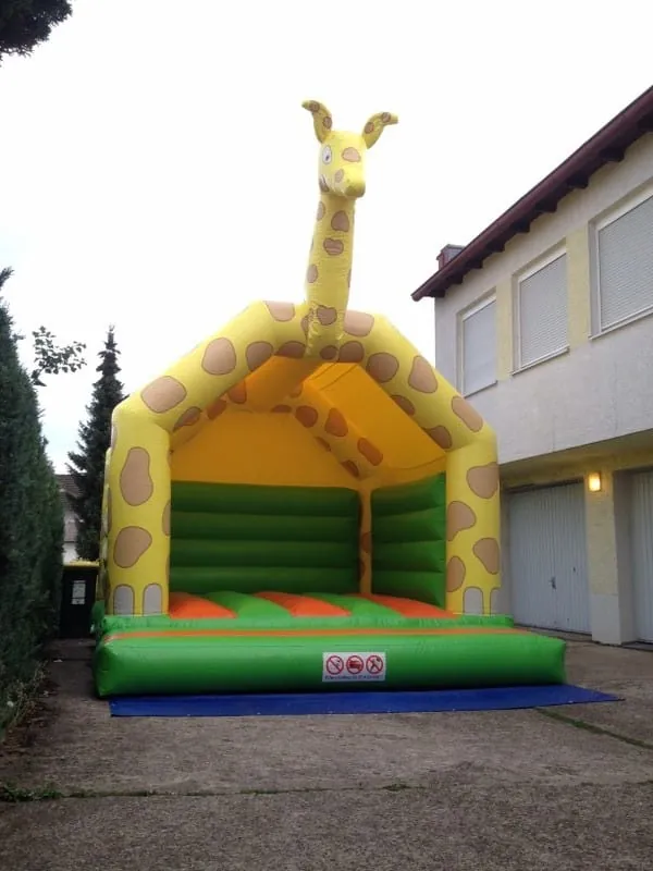Giraffen Hüpfburg Bild 8