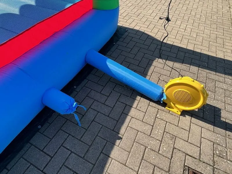 2er Set Hüpfburg Bild 9