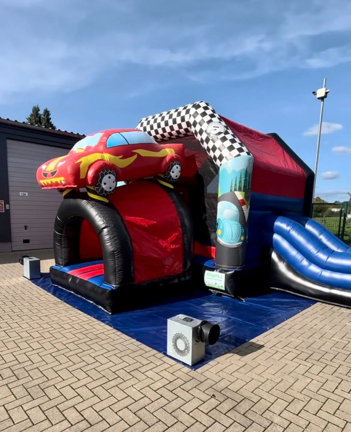 Auto - Hüpfburg Bild 3