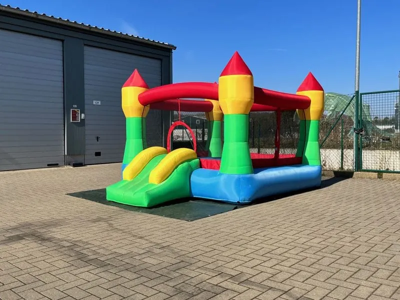 Einsteigerhüpfburg Bild 2