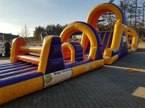 XXL Hindernisparcour Bild 2