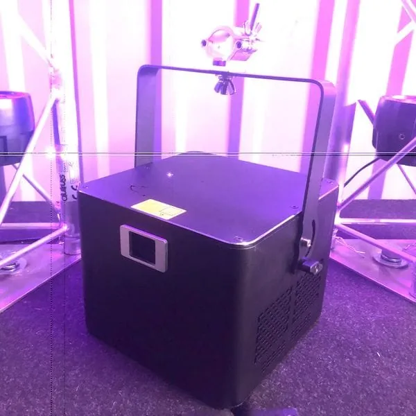 Showlaser 10W RGB Set Bild 2